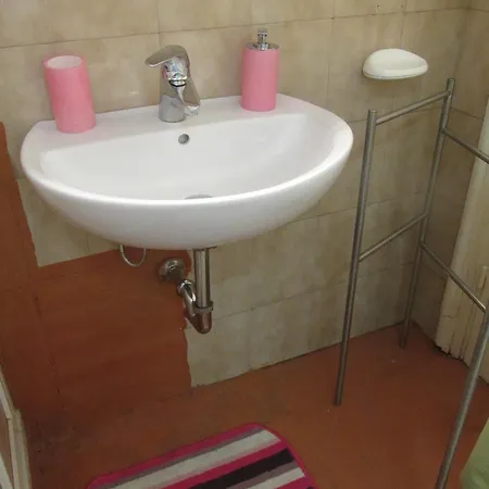 Erika Guest house 2*