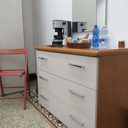 Erika Гостьовий будинок Ла-Спеція